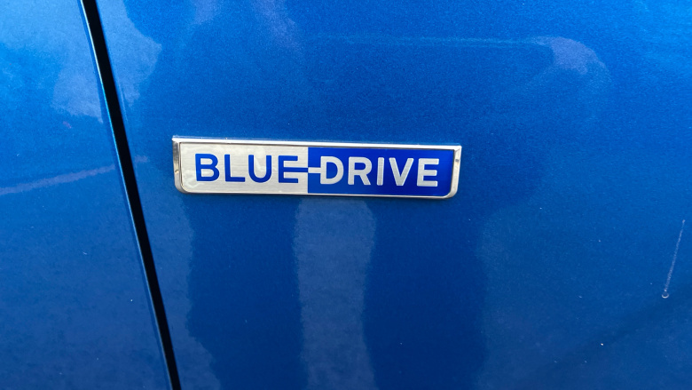 Hyundai IONIQ 1.6 GDi Plug-in Hybrid Premium 5dr DCT Hatchback